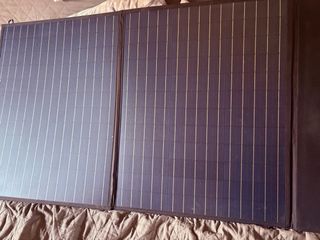 Estación de carga y panel solar