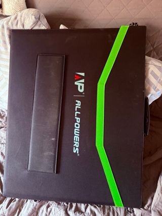 Estación de carga y panel solar