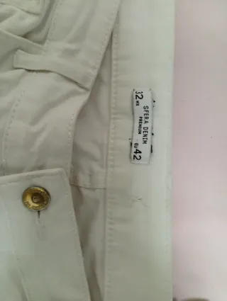 Pantalones beige y blancos talla 42