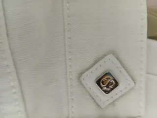 Pantalones beige y blancos talla 42