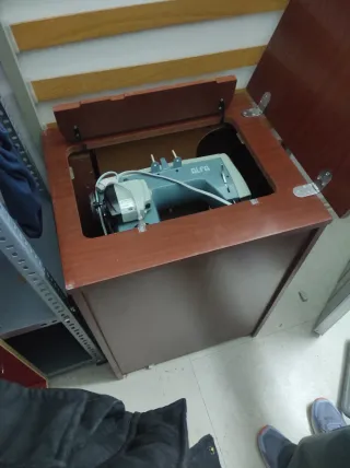 Máquina de coser Alfa