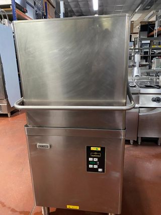 Lavavajillas de capota Zanussi