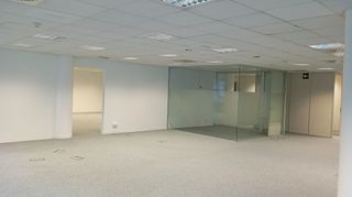 Oficina en alquiler en Port en Badalona