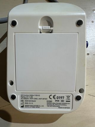 Tensiometro Digital Omron M3 comfort HEM-7155