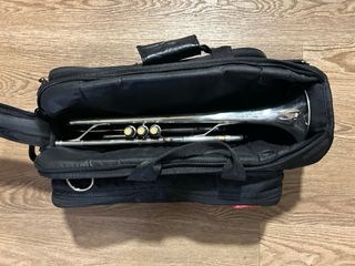 Trompeta Yamaha YTR 232S con maletin y boquilla