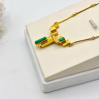 Collar de oro 18kt con malaquita