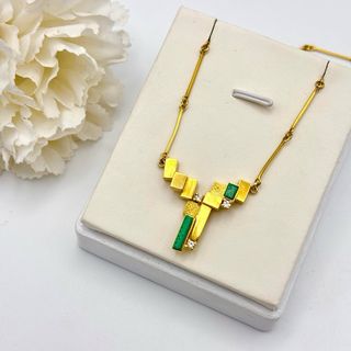 Collar de oro 18kt con malaquita