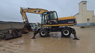 ER3 Excavadora de Ruedas Caterpillar M322C