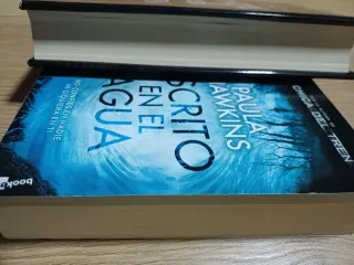 Libros LA CHICA DEL TREN Y ESCRITO EN EL AGUA