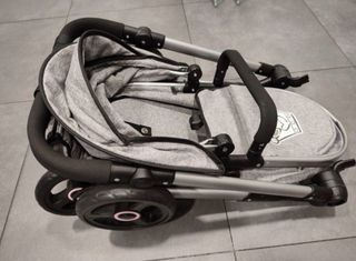 Cochecito de muñecas estilo Bugaboo