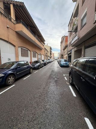 Local comercial en alquiler en Eixample Sud – Migdia en Girona