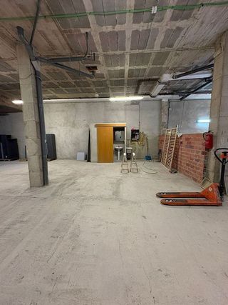 Local comercial en alquiler en Eixample Sud – Migdia en Girona