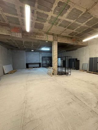 Local comercial en alquiler en Eixample Sud – Migdia en Girona