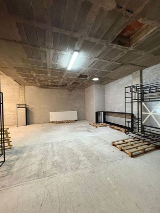 Local comercial en alquiler en Eixample Sud – Migdia en Girona