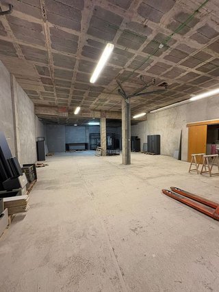 Local comercial en alquiler en Eixample Sud – Migdia en Girona