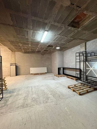 Local comercial en alquiler en Eixample Sud – Migdia en Girona