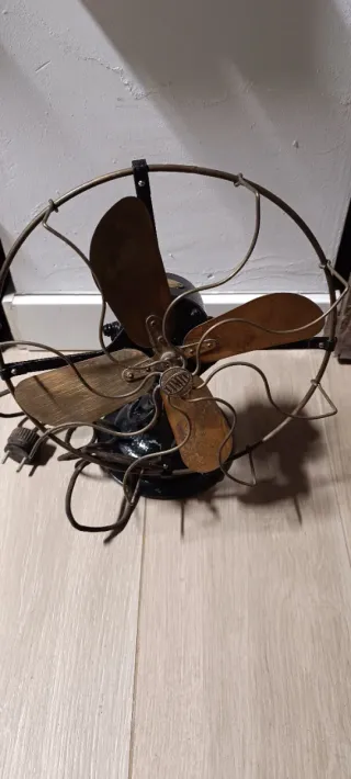 Ventilador Antiguo Inglés