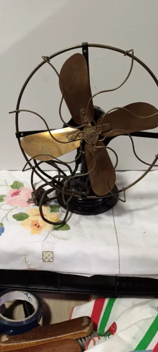 Ventilador Antiguo Inglés