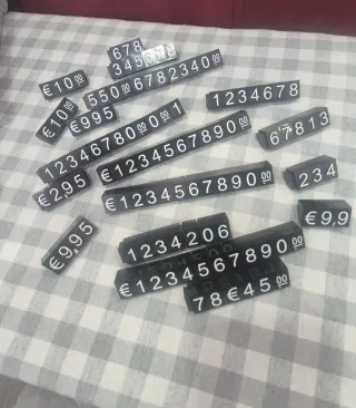 Expositor de números y símbolos Euro