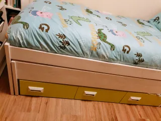 Cama nido. Nueva. Dos camas. 3 cajones.