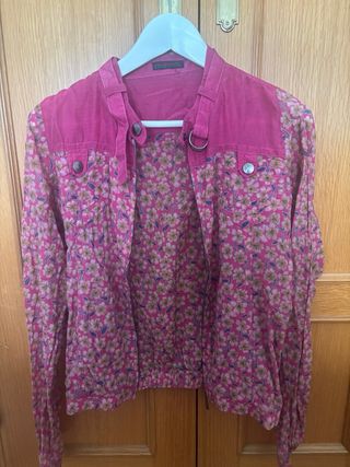 Cazadora Custo Barcelona floral