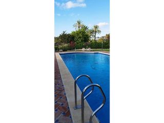 Piso en alquiler en Los Naranjos - Las Brisas en Marbella