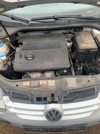 Volkswagen Golf 2004 (Para piezas)