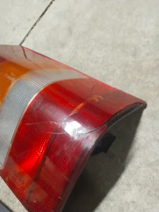 Piloto trasero derecho Vito 638