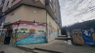 Local comercial en venta en Flores de Sil - La Placa en Ponferrada