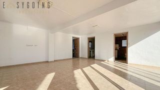 Chalet en venta en Peña de las Águilas en Elche