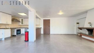 Chalet en venta en Peña de las Águilas en Elche