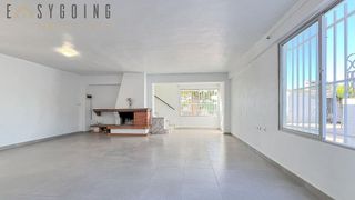 Chalet en venta en Peña de las Águilas en Elche