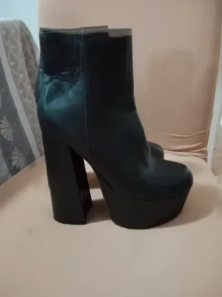 Botines tacón plataforma flores