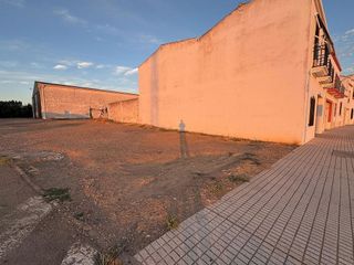 Terreno en venta en Olivenza