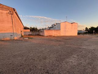 Terreno en venta en Olivenza