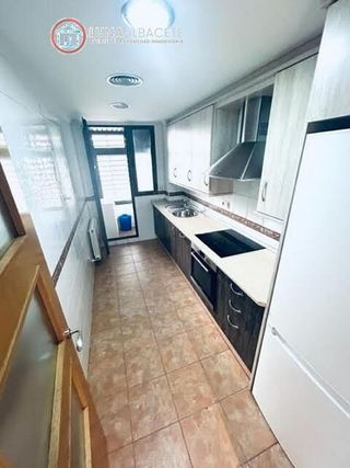 Piso en venta en Franciscanos en Albacete