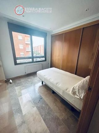 Piso en venta en Franciscanos en Albacete
