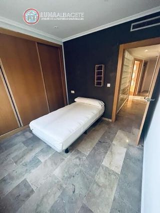 Piso en venta en Franciscanos en Albacete
