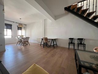 Dúplex en alquiler en Casco Histórico en Alcalá de Henares