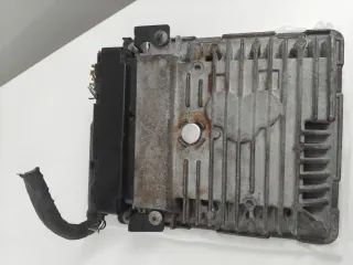 Centralita Motor Continental 03L 906 023 T