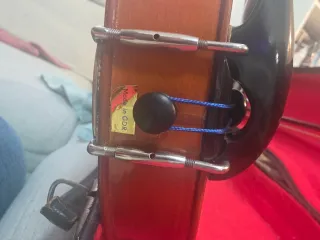 Violín con funda y arco