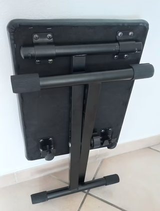 Panchetto PROEL EL30 regolabile nero – 15€