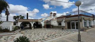 Chalet en venta en El Raval - Portes Encarnades en Elche