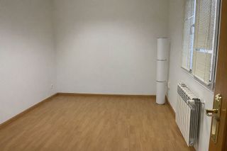 Oficina en alquiler en Centro - Ayuntamiento en Santander