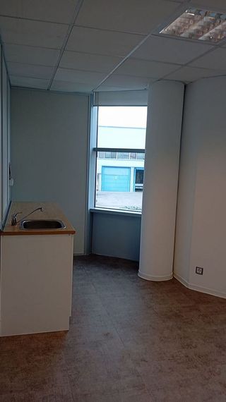 Oficina en alquiler en Port en Badalona