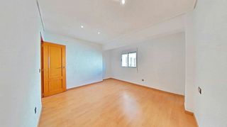 Piso en alquiler en Els Orriols en Valencia