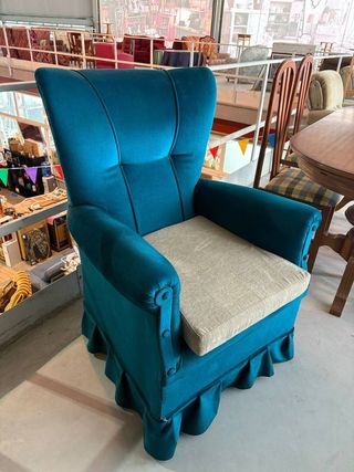 SILLÓN DE TERCIOPELO