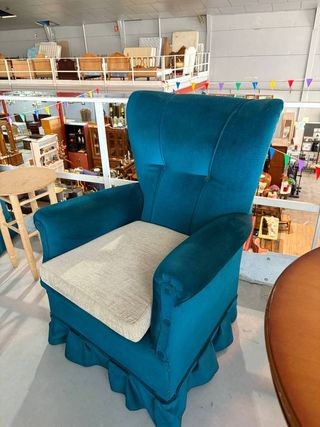 SILLÓN DE TERCIOPELO