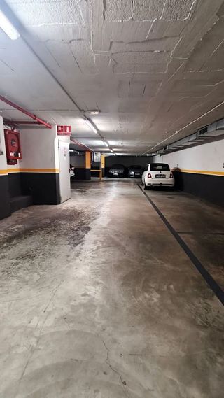 Garaje en alquiler en Centre en Sabadell