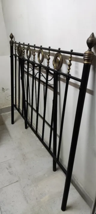 Cabezal de forja para cama de 1,50
